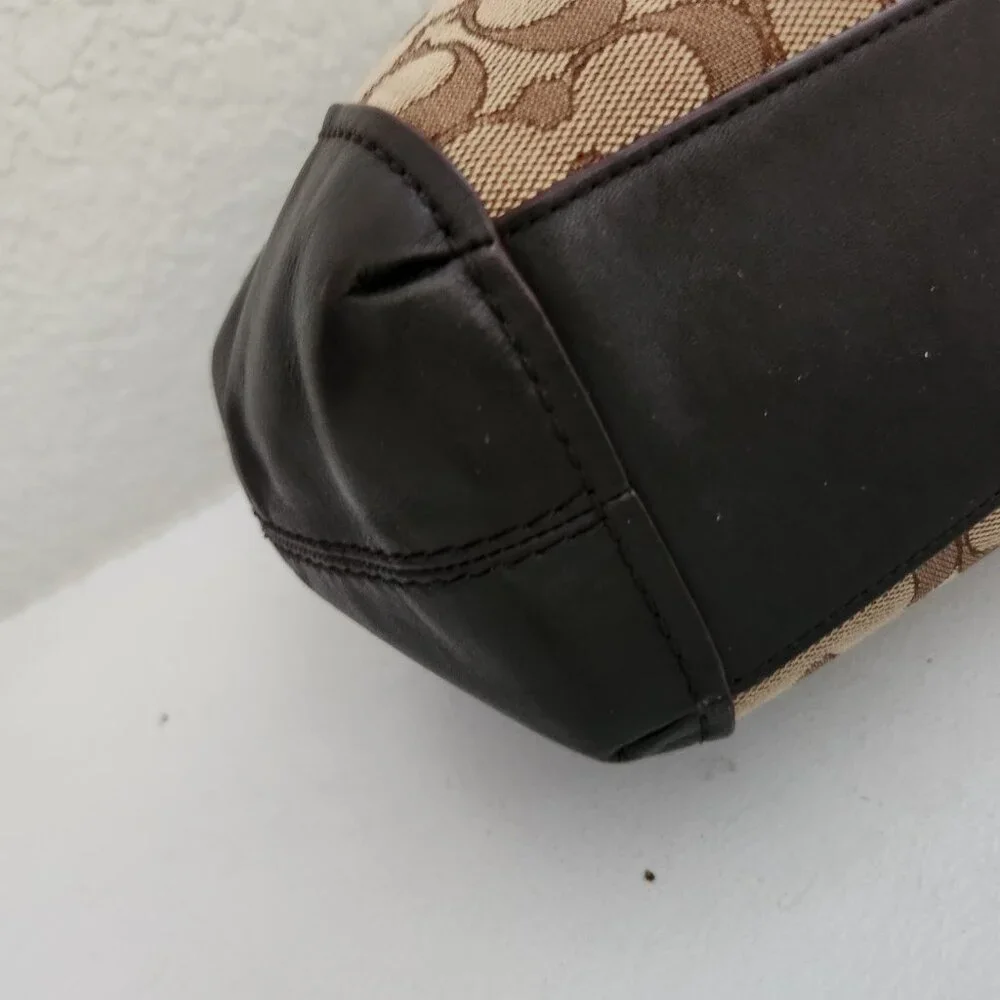 Like New Coach Lexy Signature C's Jacquard Shoulder Bag Purse